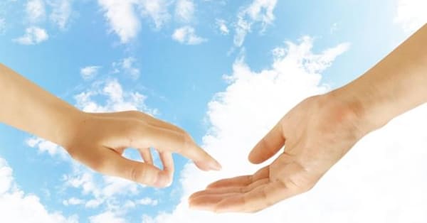 母が立ち直ったのは、他の人たちと交流するようになったから