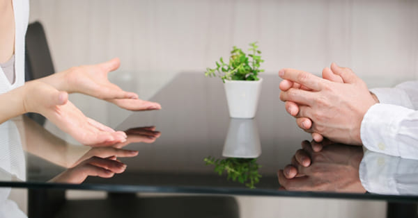 親が仕事を辞めるべきではない理由