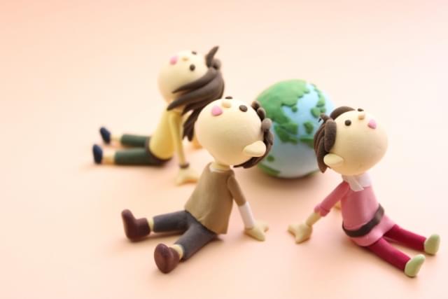 辛い気持ちの共通する解決法は、「一人で抱え込まないこと」