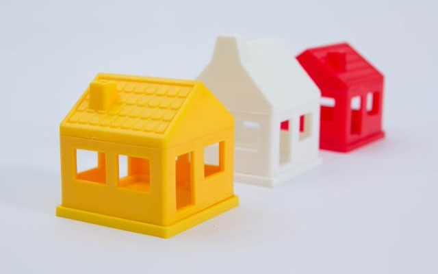 新たな居場所候補を探す