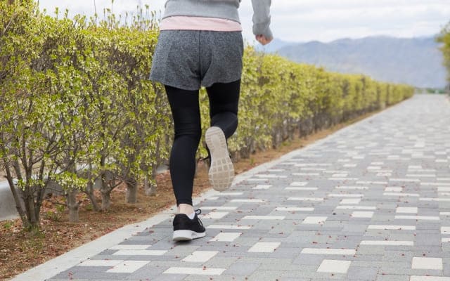 運動をしてやる気ホルモンの分泌を促進する