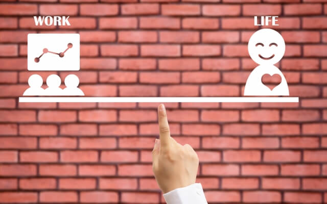 就職して生活を充実させる