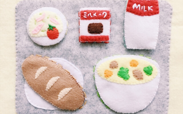 給食や弁当のようなお昼ごはんのため