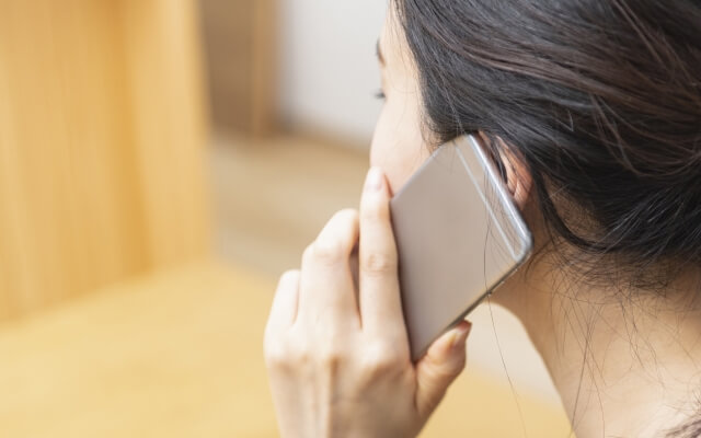 学校や担任の先生とこまめに連絡を取る