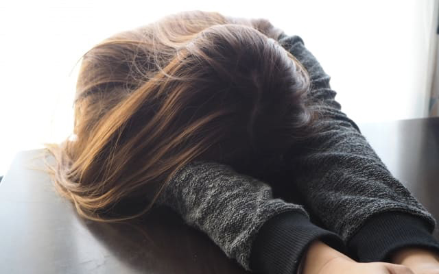 精神的に疲弊していて高校に行く気力がない