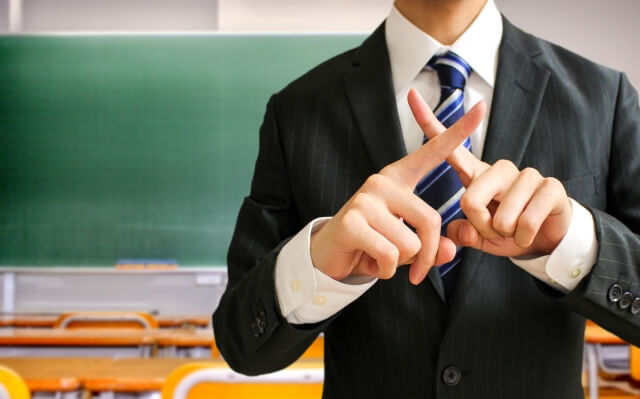 無理に学校に行かせない