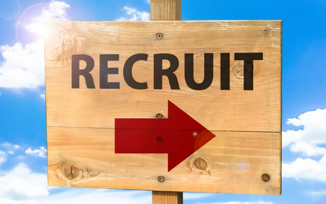 ポイント③就職先の選択肢と給料について考える