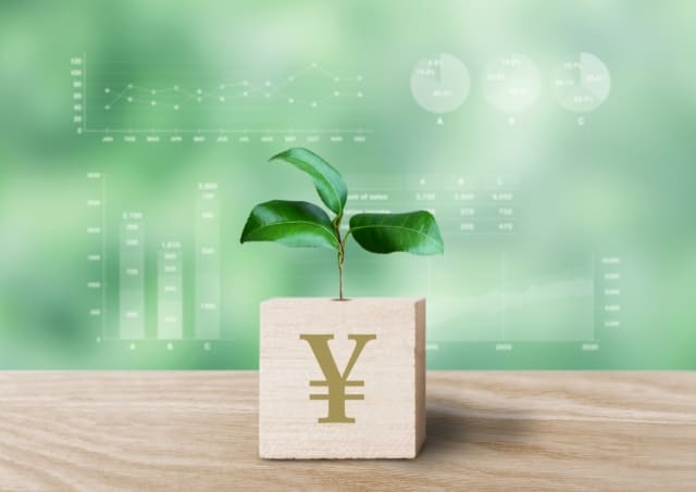 「公立」と「私立」の違い〜主な違いは学費とスクーリング内容〜