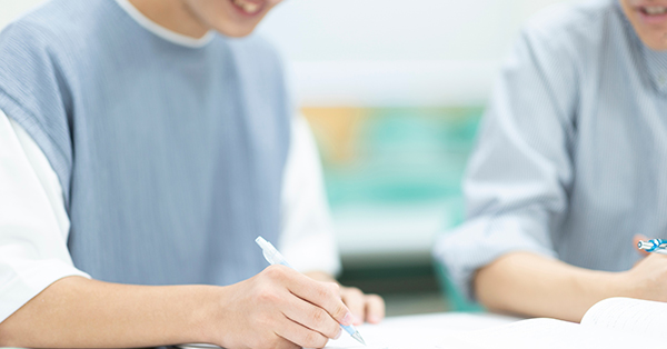 業務内容〜勉強を教える、相談に乗る、マッチング、保護者対応〜