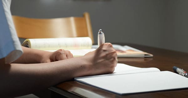 努力をしたのに低い点数。全てが嫌になり引きこもりに