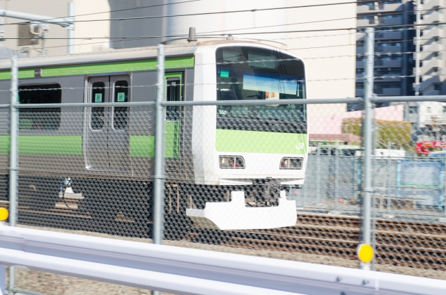 高校1年生の不登校と環境の変化：行動範囲の広がり