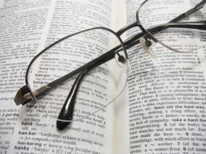 自分の挫折経験と好きな英語を通じて生徒さんを支え、「生きやすい社会をつくる」ためにキズキへ