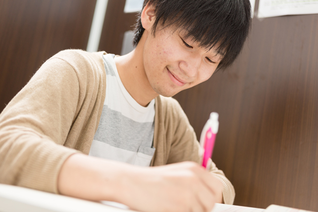 ⑥遅刻や欠席をしても心配してもらえる、「安心できる場所」です